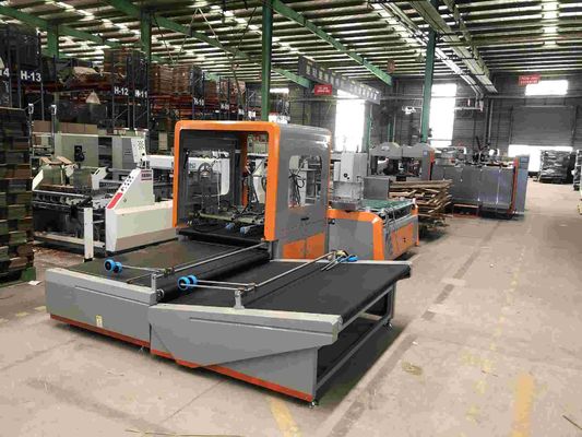 เครื่องเคลือบกล่องกล่องอัตโนมัติสำหรับโรงแรม 50Hz สำหรับกล่องจัดส่งซิป